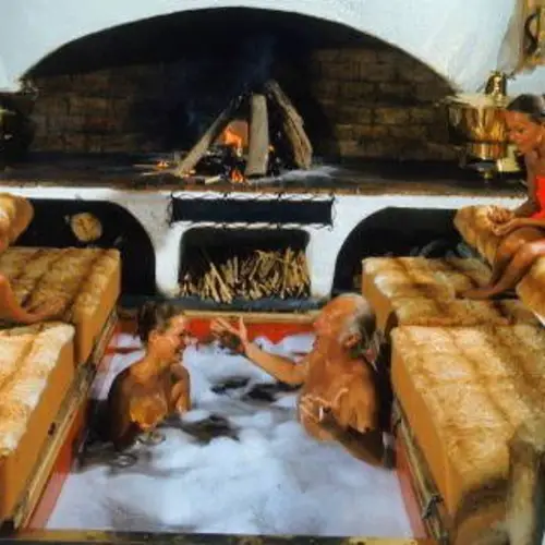 The Decade That Taste Forgot: Lavish And Luxe Interiors Of The 1970s