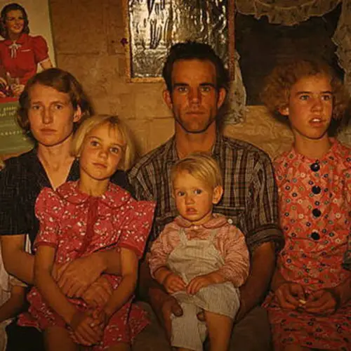 Color Photos That'll Make You Glad You Didn't Live Through The Great Depression
