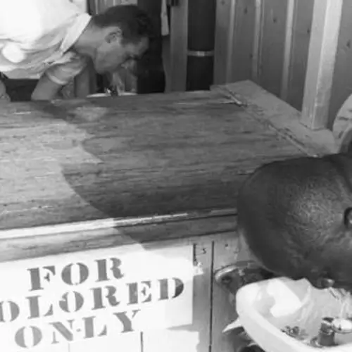 33 Photos Of Segregation That Show A Country Divided By Race