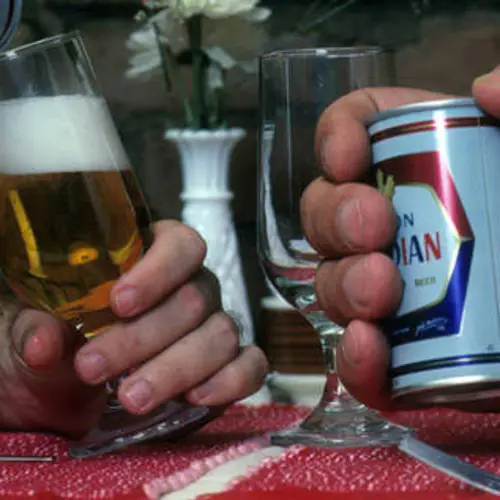 The Craziest Andre The Giant Drinking Stories, From $40,000 Bar Tabs To 156 Beers In One Sitting