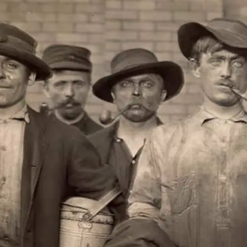 29 Historical Photos Of The Immigrant Laborers Who Helped Build America