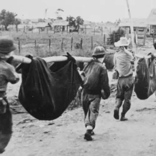 25 Photos That Show How Excruciating The Bataan Death March Really Was