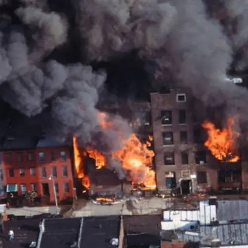 How The New York Blackout Of 1977 Tore A Crumbling City Apart