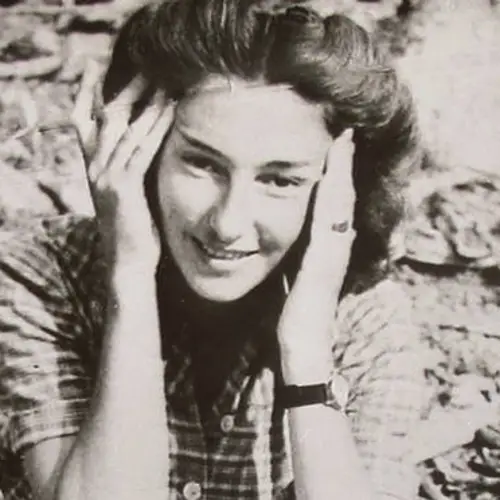 Krystyna Skarbek Became Winston Churchill's Favorite Spy, Only To Be Murdered By A Jealous Lover