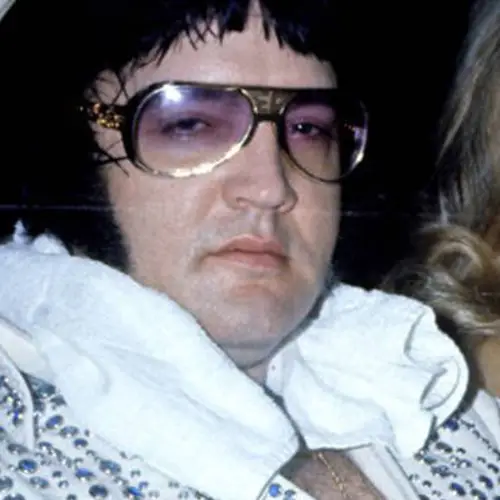 The Death Of Elvis Presley: Inside The Embarrassing Demise Of The King Of Rock And Roll