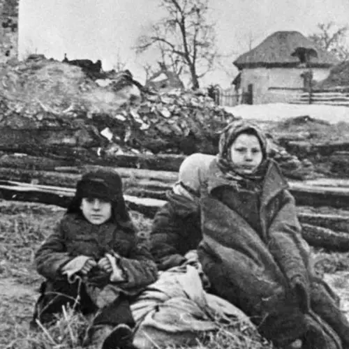 28 Haunting Photos From The Battle Of Kursk: The Clash That Changed WWII