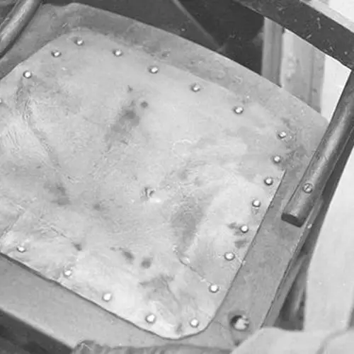 21 Petrifying Pictures Inside Ed Gein's House Of Horrors