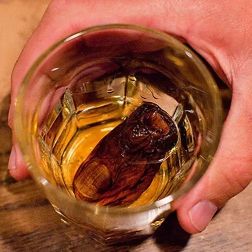 33 Facts About Canada That Reveal The Country Of Human Toe Cocktails And Bathtub Races