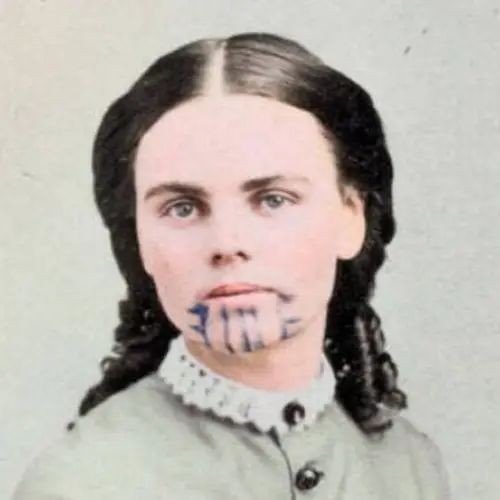 99 Stunning Colorized Photos That Breathe New Life Into The Past