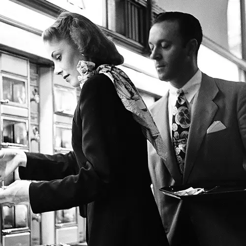 How The Automat Paved The Way For Fast Food In The Early 1900s