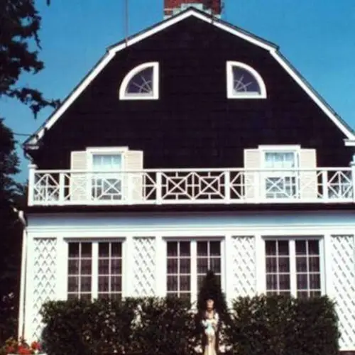 Inside The Real Amityville Horror House And Its Story Of Murder And Hauntings