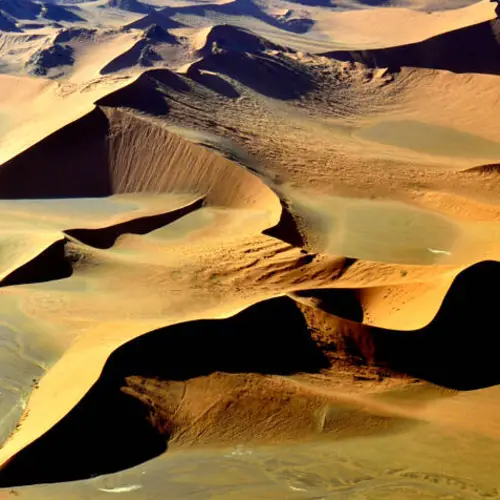 Discover The Arid Beauty Of Namibia's Sossusvlei In 25 Striking Photos