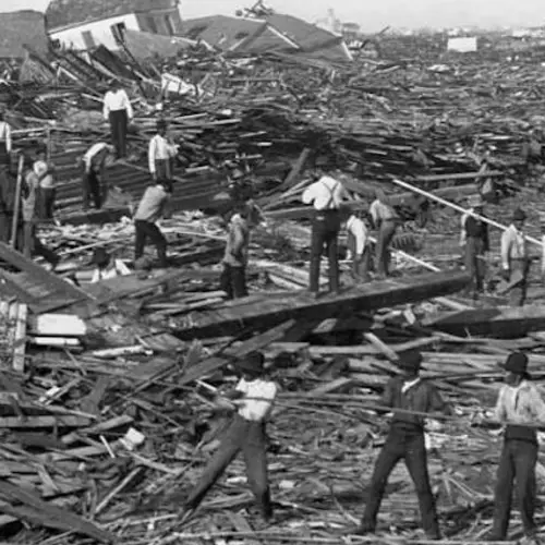 Inside The Tragic True Stories Of The 9 Deadliest Days In American History