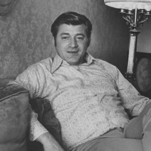 9 Stories Of Brave LGBTQ Soldiers Who Were Nearly Forgotten By History