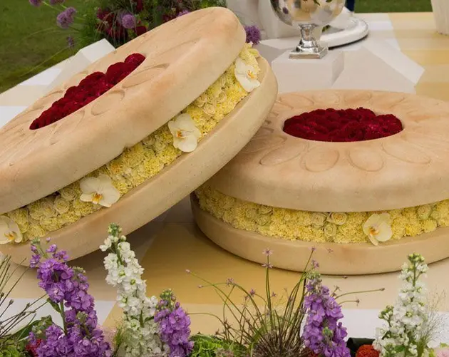 chelsea flower show biscuits
