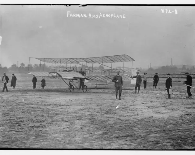 Farman And Others Next To An Early Aeroplane