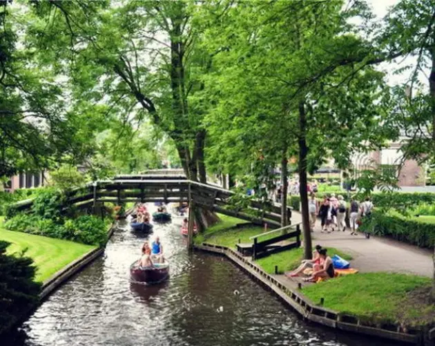 Canals In Giethoorn Netherlands