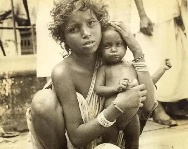 Bengali child bride with infant in Bengal Famine