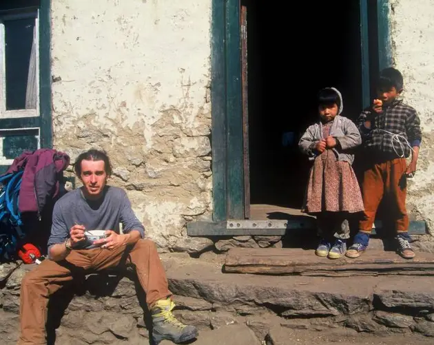 Traveling Hippie Eating