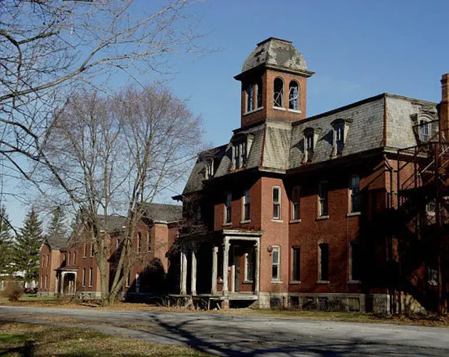 Willard Asylum Driveway