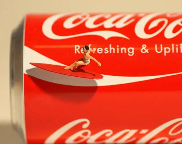Coke Surfer