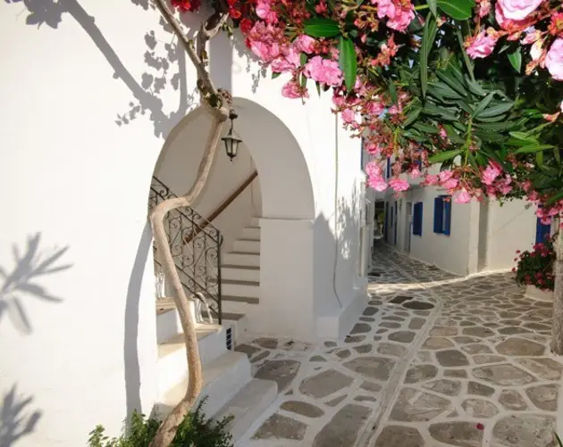 Most Beautiful Towns Santorini Streets