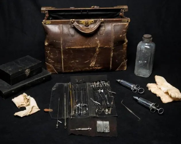 Embalming Kit