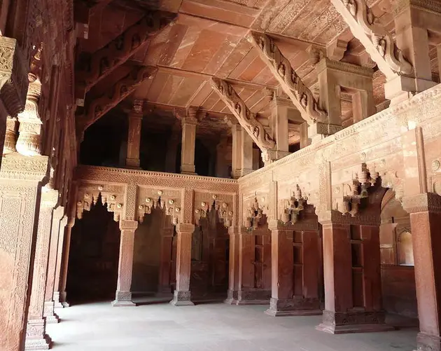Walls Of Jahangiri Mahal