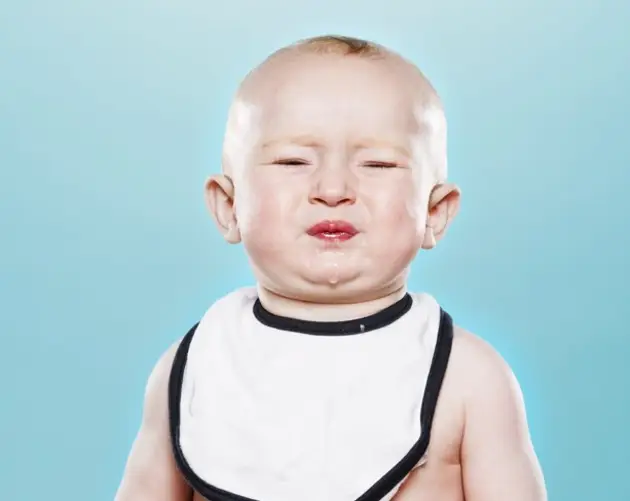 Baby Tries Lemons