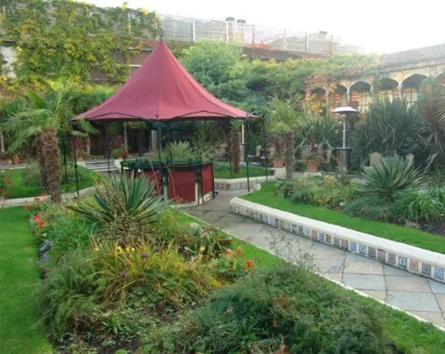 Beautiful Rooftop Gardens