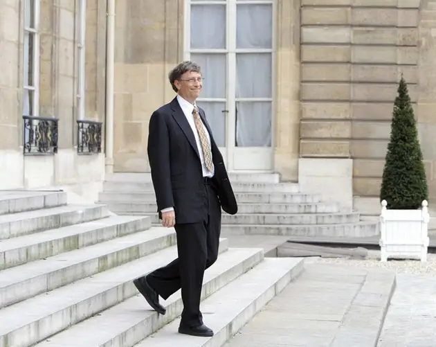 Bill Gates On Finish Lines