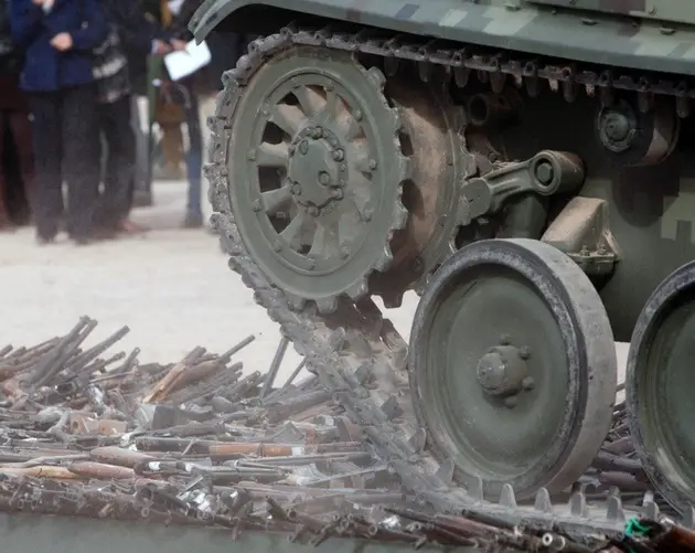 Tank Crushing Guns