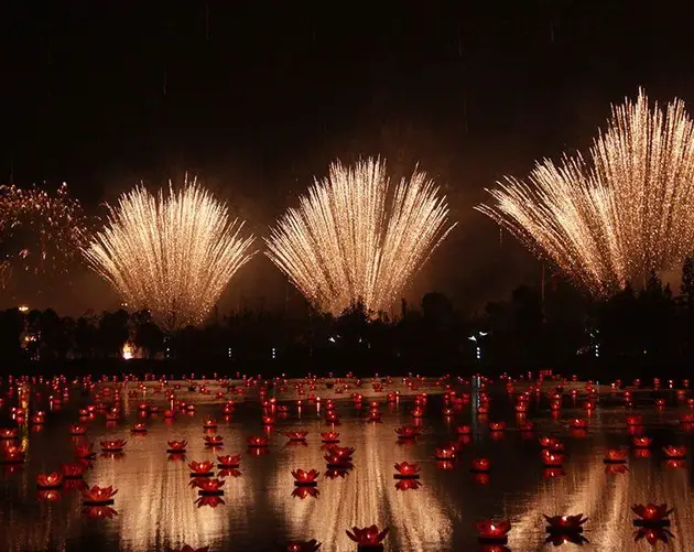 Lake Firework