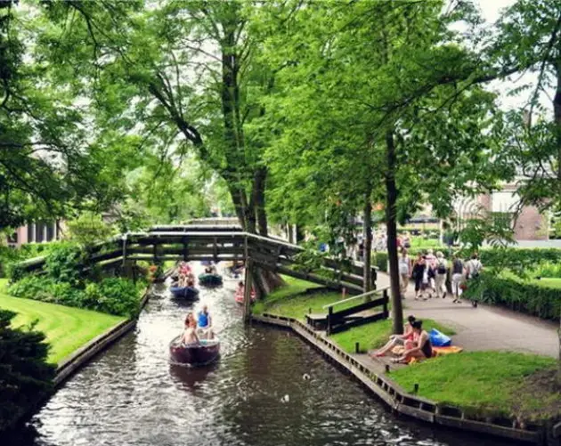 Canals In Giethoorn Netherlands