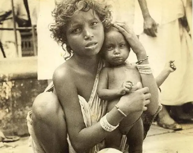 Bengali child bride with infant in Bengal Famine
