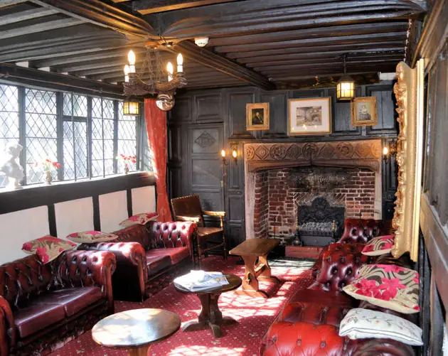 The Lounge Inside The Mermaid Inn