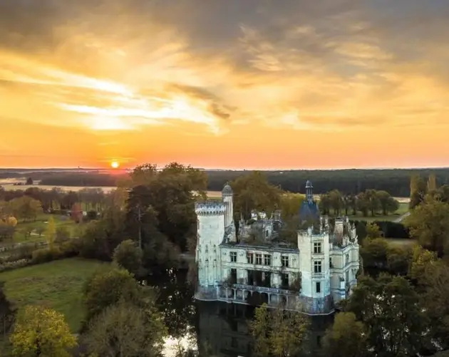 La Mothe Chandeniers Panorama View