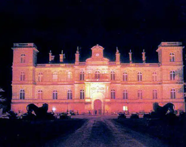 Chateau De Ferrières Exterior