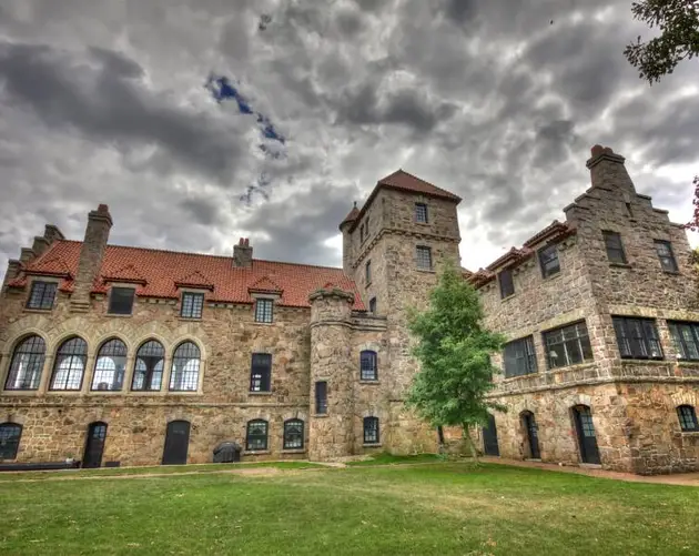 Singer Castle Dark Island