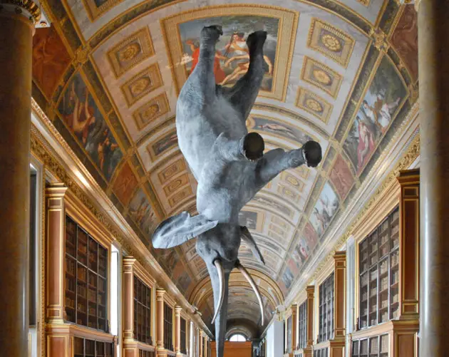 Elephant Castle Of Fontainebleau