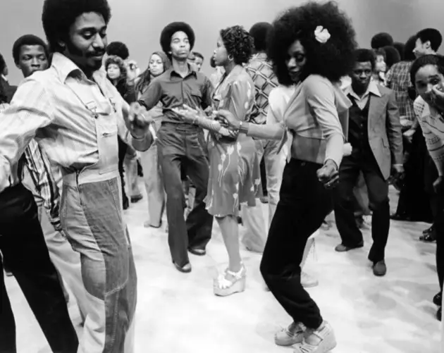 Soul Train Dancers Dancing