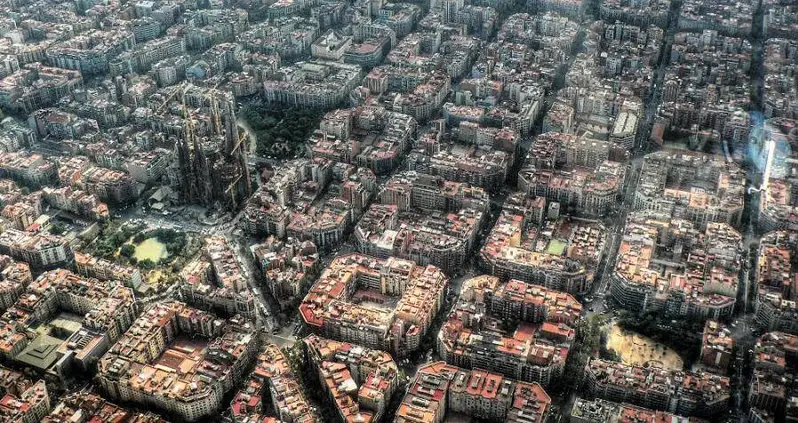 The Astounding Design Of Eixample Barcelona