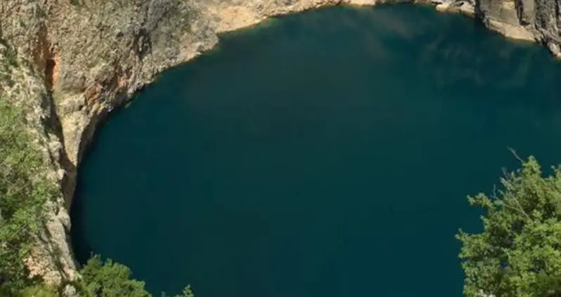 Earth’s Most Fascinating Sinkholes