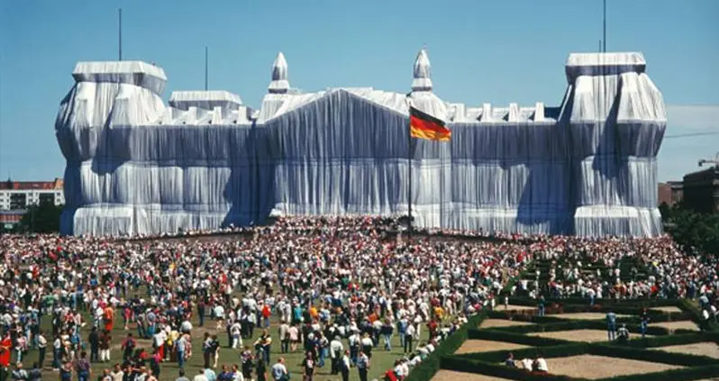Five Of The Most Incredible Christo And Jeanne-Claude Works