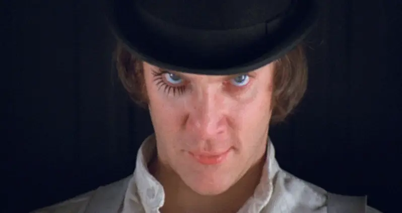 25 Wonderful Cinemagraph GIFs From Stanley Kubrick Movies