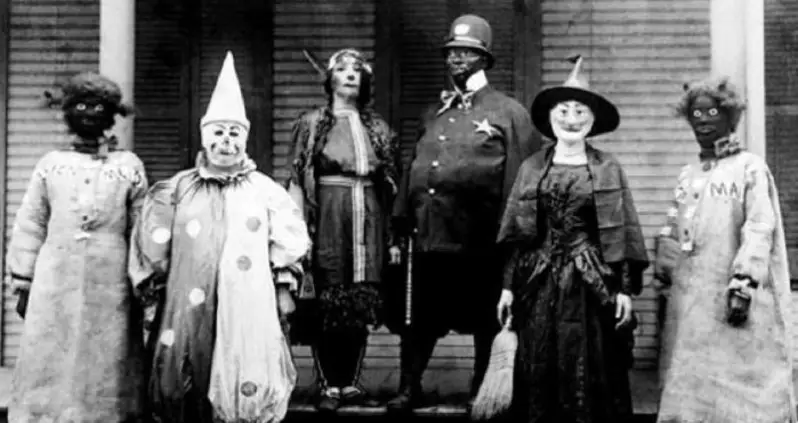 23 Creepy Halloween Costumes From The Early 1900s