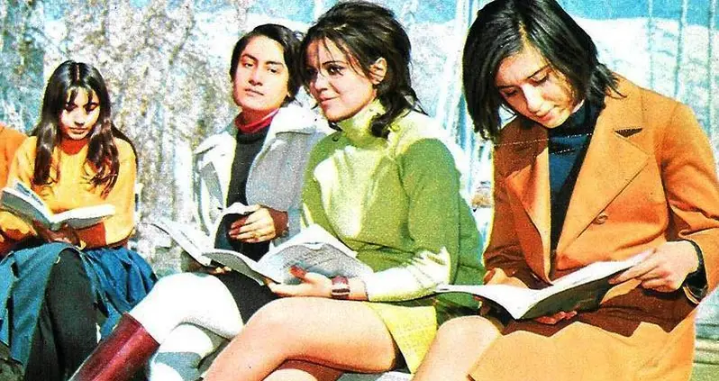 Life Under The Shah Of Iran Before 1979, In 47 Revealing Photos