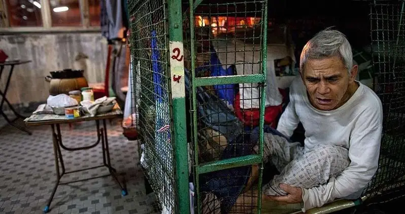 In Wealthy Hong Kong, The Poor Are Living In Wire Cages