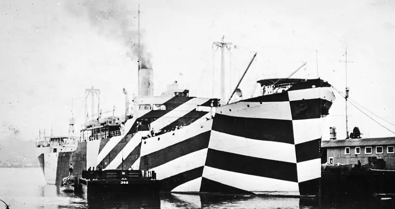 25 Eye-Popping Photos Of World War I & II Dazzle Camouflage