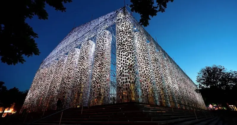 Artist Uses 100,000 Books To Make Full-Scale Parthenon Where Nazis Burned Them